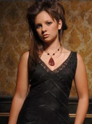 Photos de Mackenzie Rosman - Photoshoot John Sciulli - 85